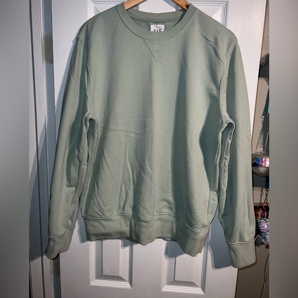 Gap long sleeve crew neck sweatshirt